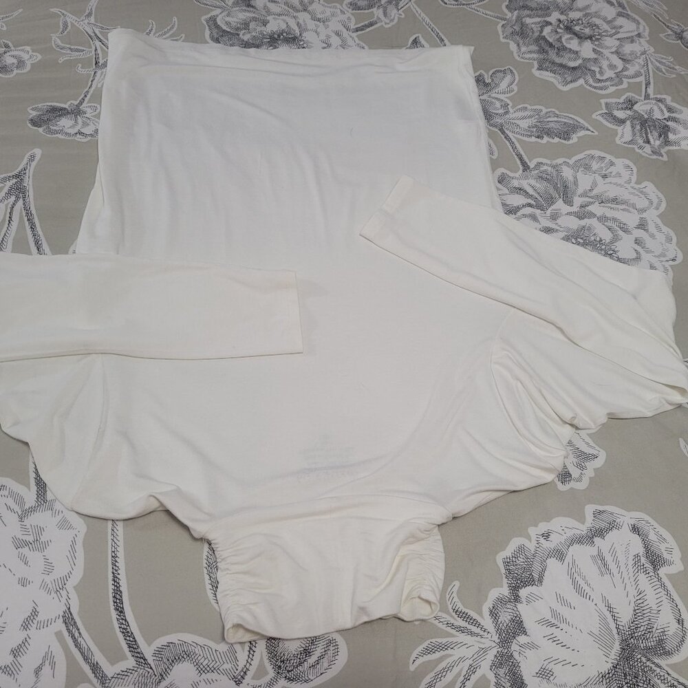 Chico's Ivory Ruched T-Neck Long Sleeve Rayon Top Chico's Size 1 = Medium - Picture 5 of 7